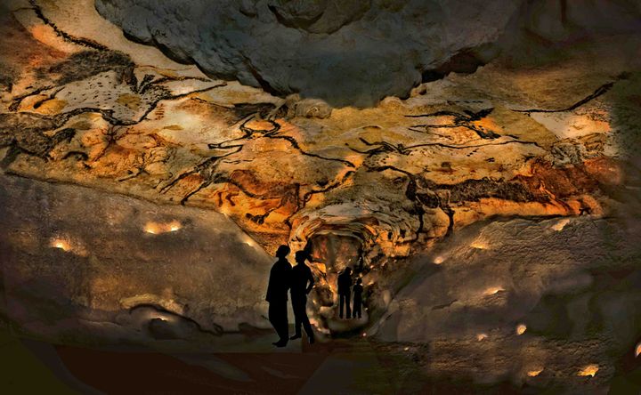 The Lascaux 4 museum recreates the prehistoric artwork of the Lascaux cave - cave and all! 