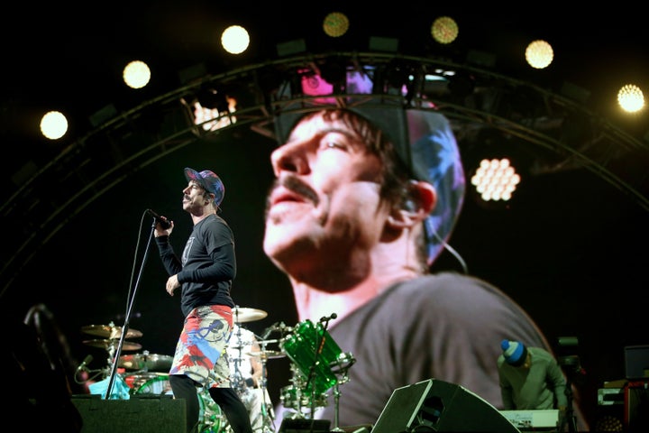 <strong>RHCP's frontman </strong><strong>Anthony Kiediz at Reading</strong>