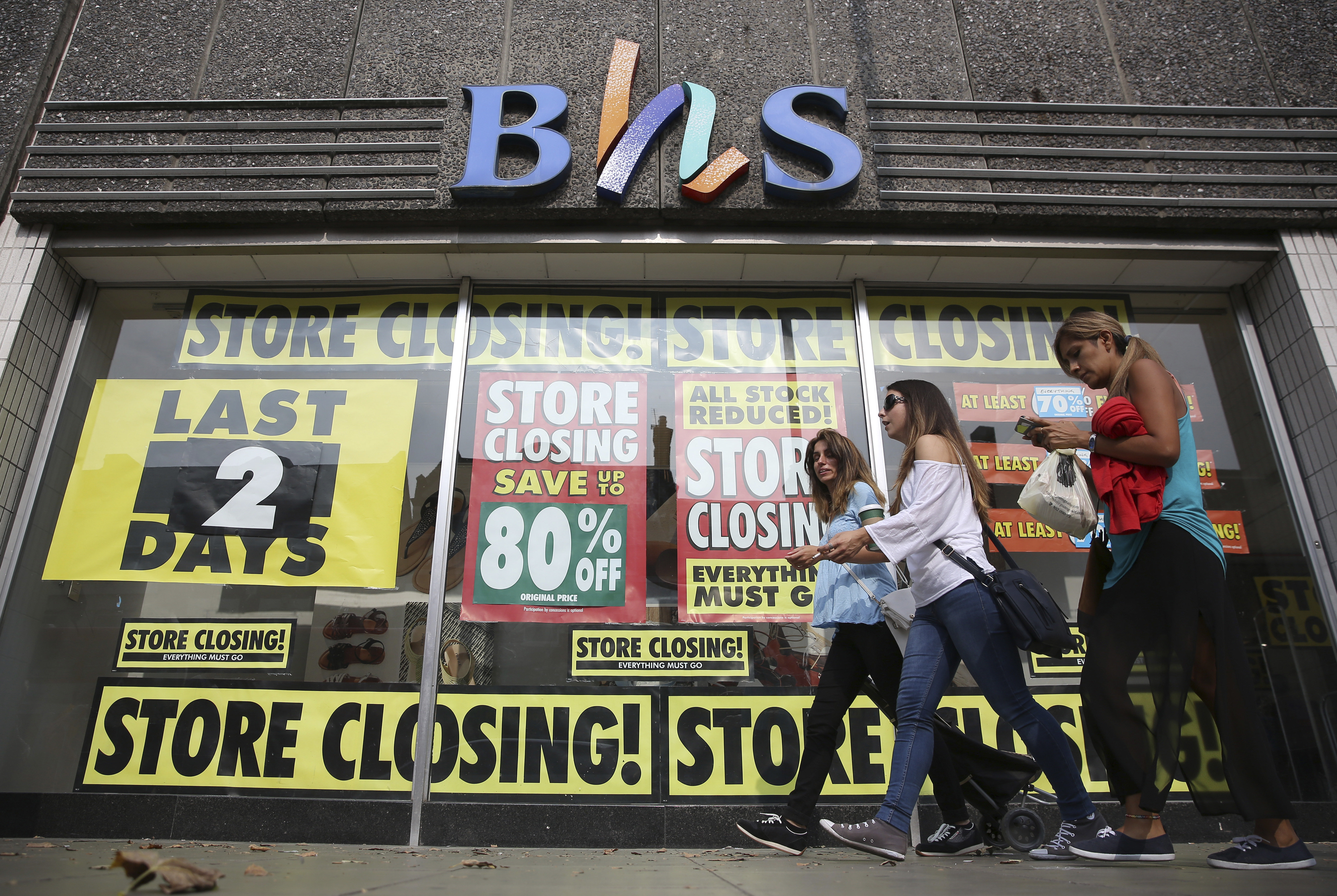 BHS Leaves The High Street As Final Stores Are Closed, Ending 88 Years ...