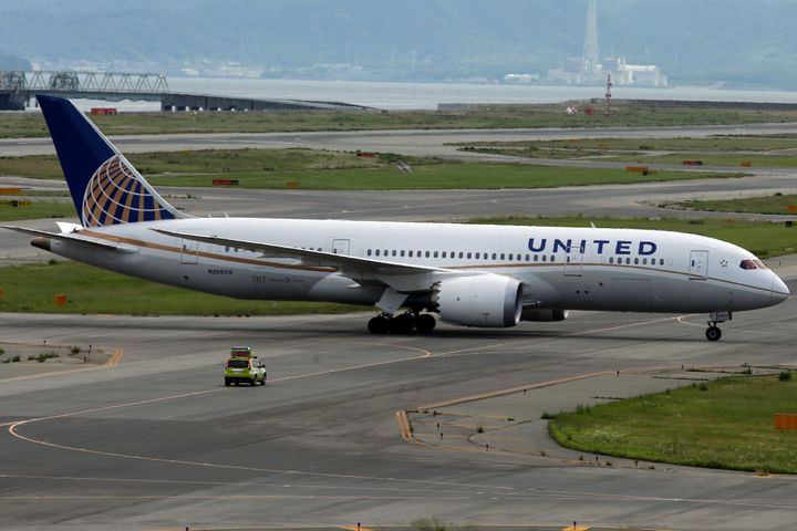 Two United Airlines pilots were arrested Saturday in Scotland after they were allegedly found drunk on a New Jersey-bound plane.