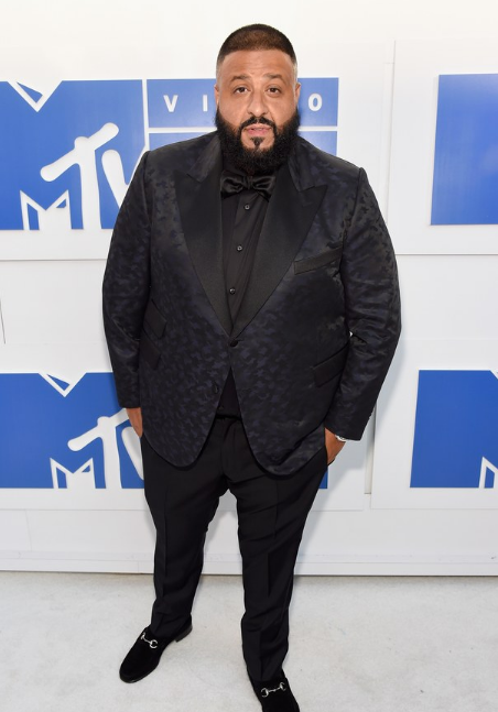 DJ Khaled might have been a little bit overdressed in his shiny tux and Gucci loafers but we won’t count that against him. He looks sharp and comfortable.