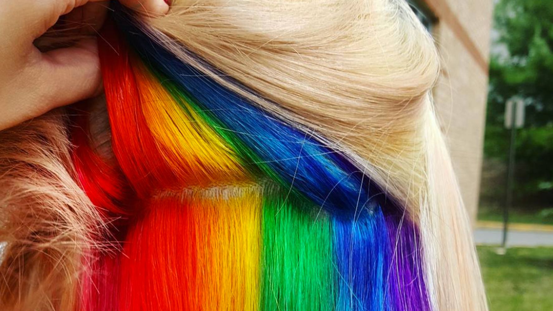 Short blonde hair with rainbow highlights - wide 5