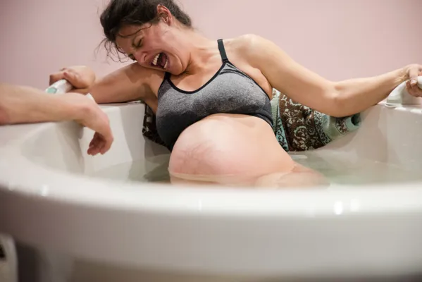 bathtub birth video