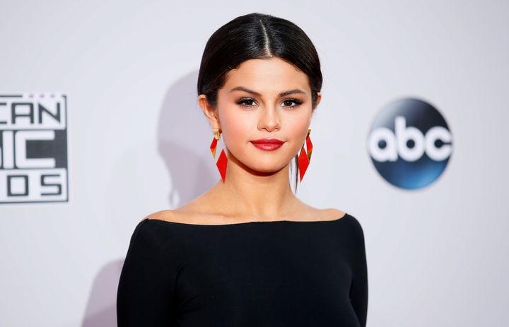 Selena Gomez's decision to take time off to deal with her health is something more people should do.