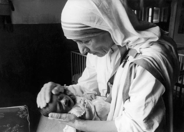 14 Vintage Photos Of Mother Teresa Show A Saint In The Making | HuffPost