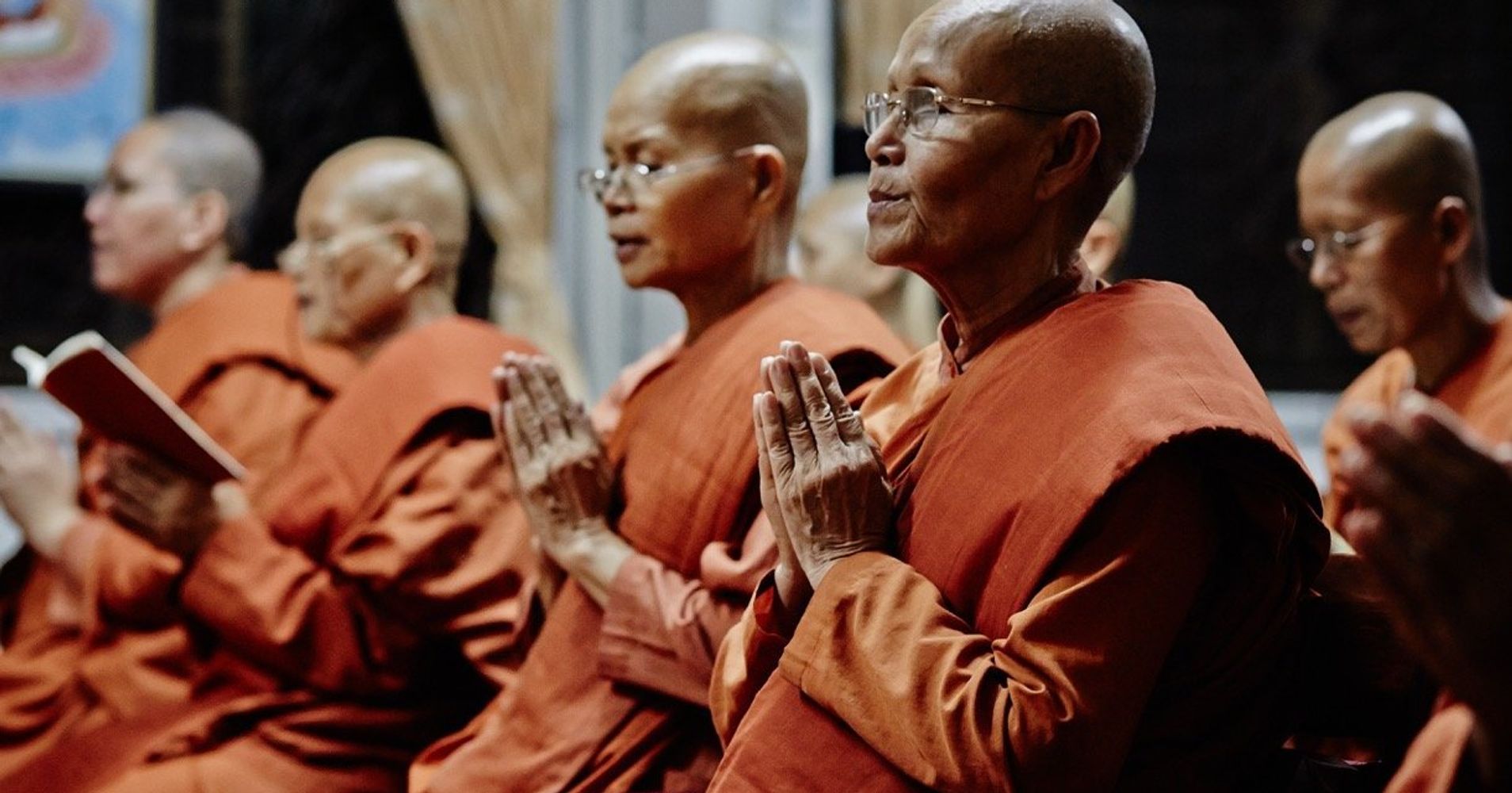 Orange Revolution: Thailand’s Female Monks Fight For Recognition | HuffPost