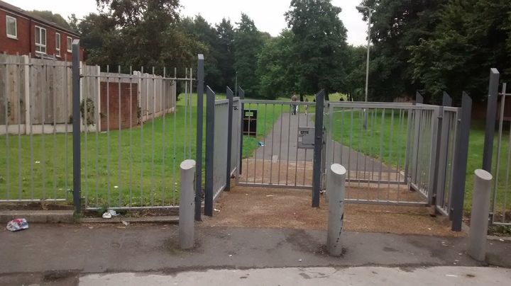 The park entrance where Turbo's body was found 