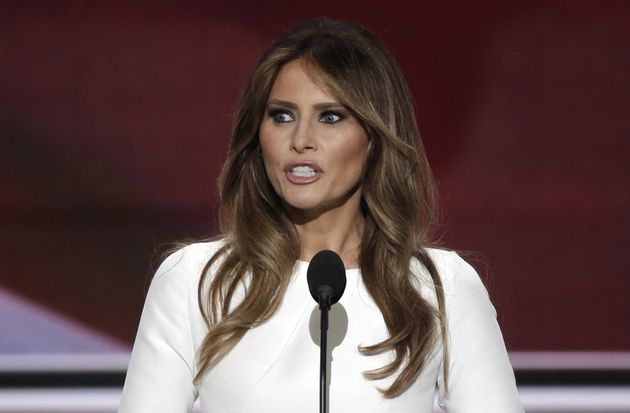 Melania Trump Daily Mail Sex Worker Article Retracted Amid £114 Million Lawsuit Huffpost Uk 9572