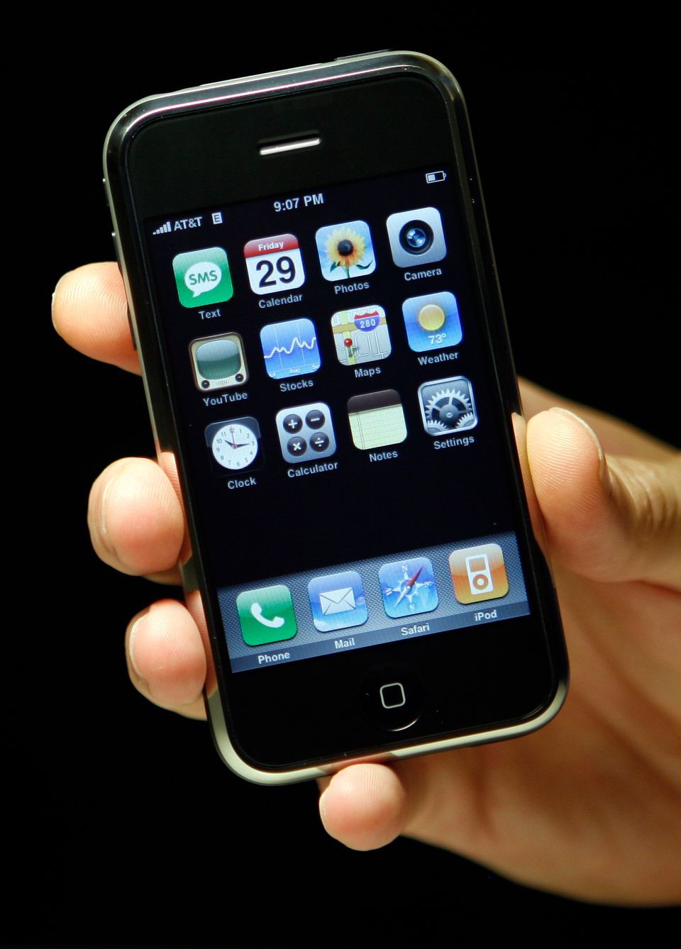 iPhone 1 - November 2007