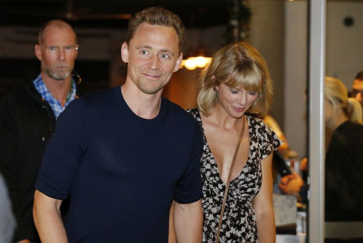 <strong> Tom Hiddleston and Taylor Swift</strong>