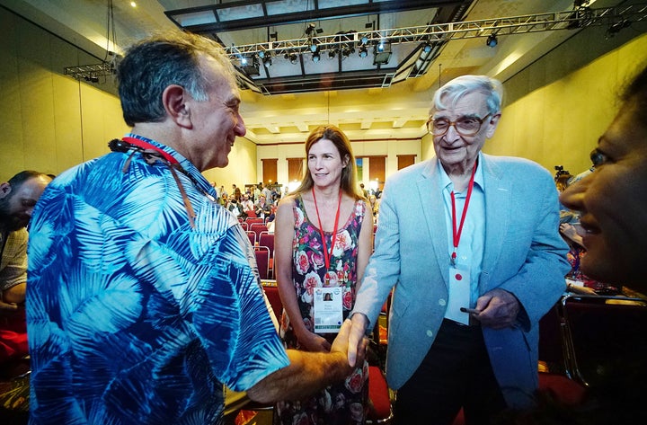 Retired Harvard University professor E.O. Wilson, right, sat down with The Huffington Post and Hawaii partner Honolulu Civil Beat during the world's largest conservation event. Here he is pictured after speaking at the event's opening forum.