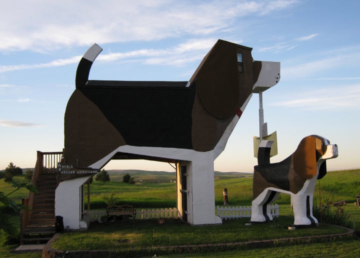Yes, this is a bed and breakfast.