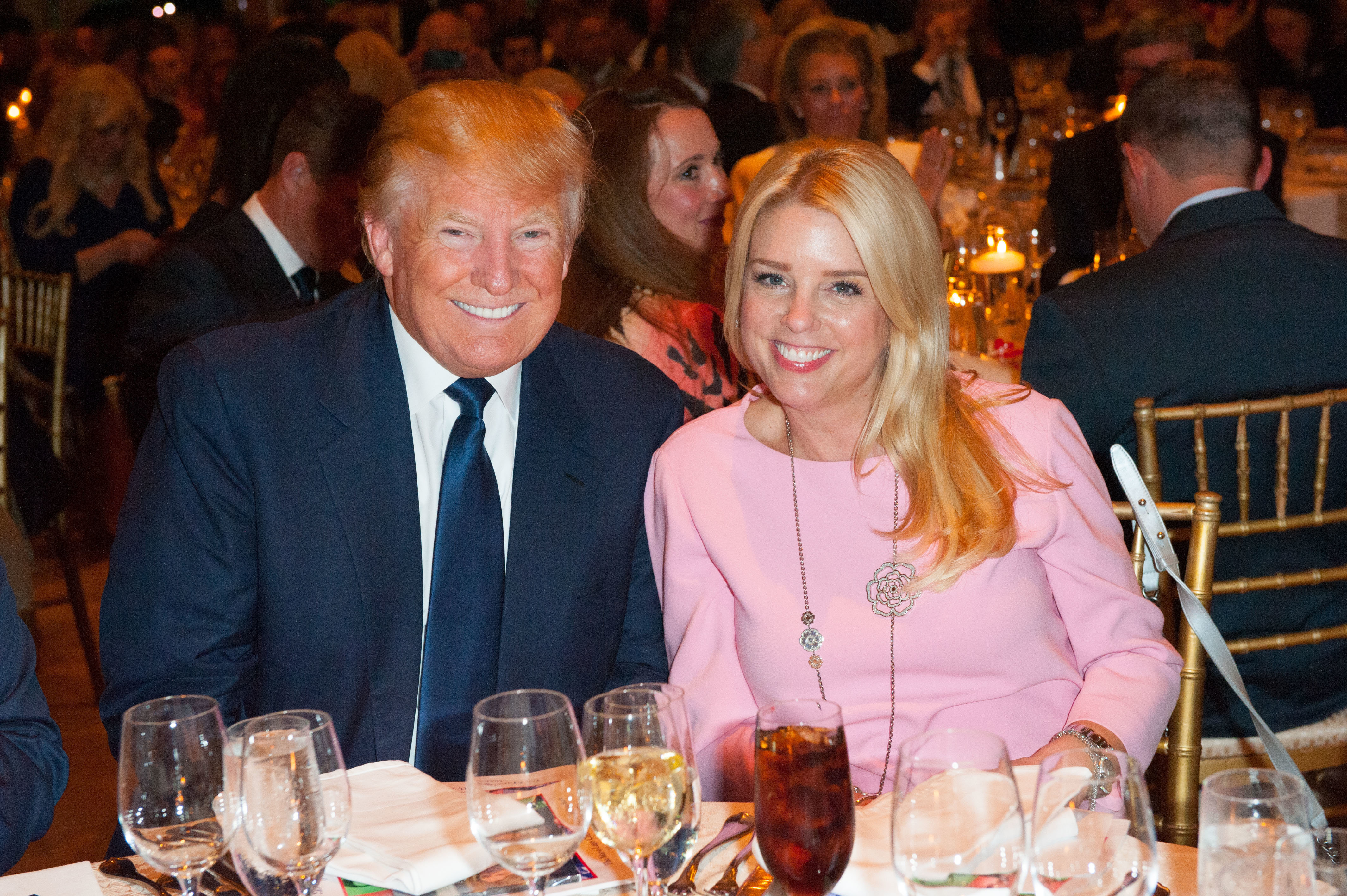 Trump Held Fundraiser For Pam Bondi At His Palm Beach Mansion After She ...