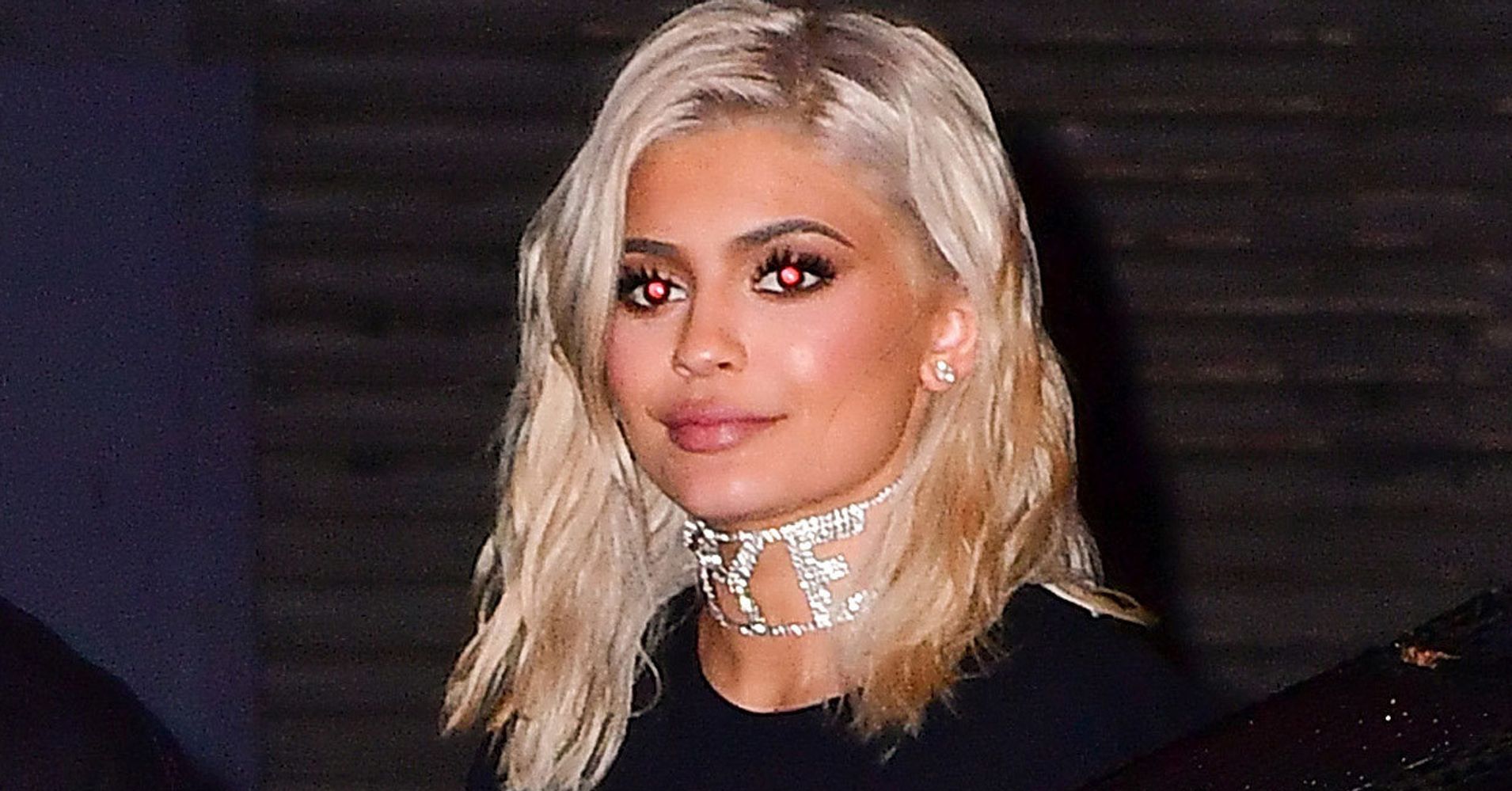 Kylie Jenner Went Platinum Blonde For Real This Time Huffpost Life