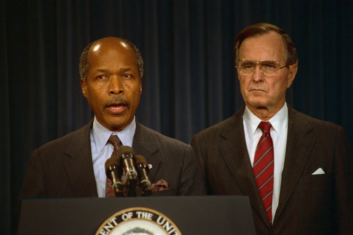 Sullivan with then-President-elect George H. W. Bush in December 1988.