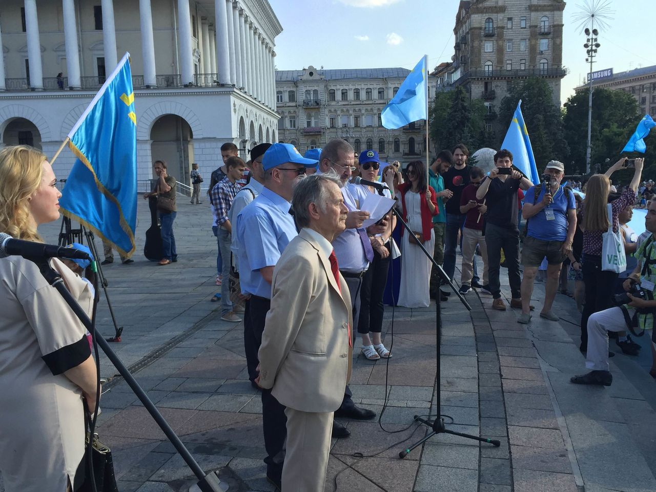 Crimean Tatar leader Mustafa Dzhemilev prepares to speak on Crimean Tatar Flag Day in Kiev, Ukraine on June 26, 2016.