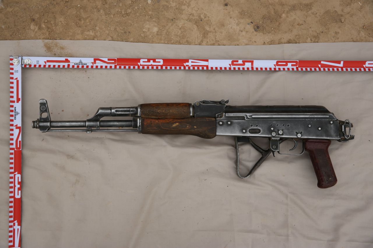 <strong>A gun recovered from Islamic State in Syria.</strong>