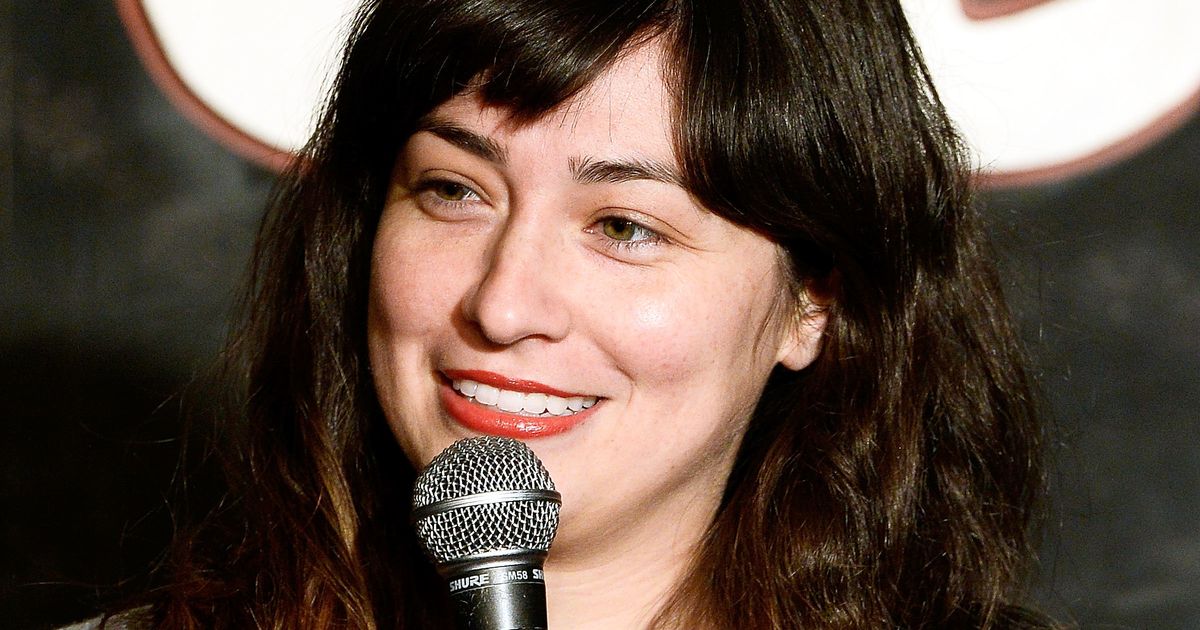 Latina cast. Melissa Villaseñor. Американская комик девушка. SNL Cast.