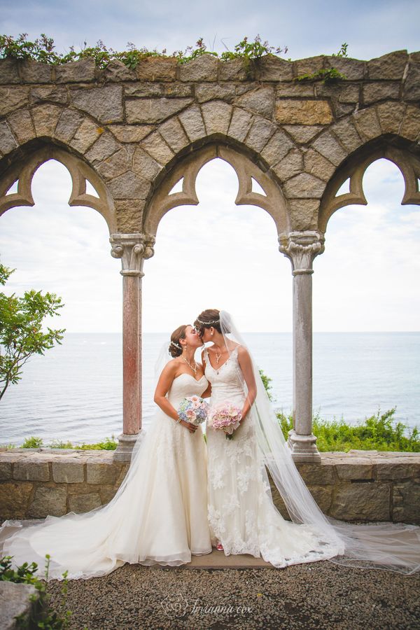 16 Castle Weddings That Took Place Right Here In The U.S. | HuffPost