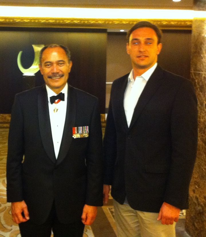 Luigi Wewege with the Governor-General of New Zealand – Sir Jerry Mateparae