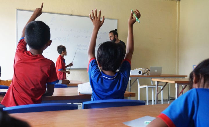 English classes, given by volunteers