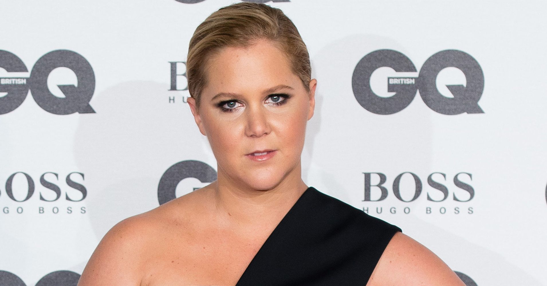 Amy Schumer Lost Weight So She Wouldn't 'Hurt People's Eyes' When They ...