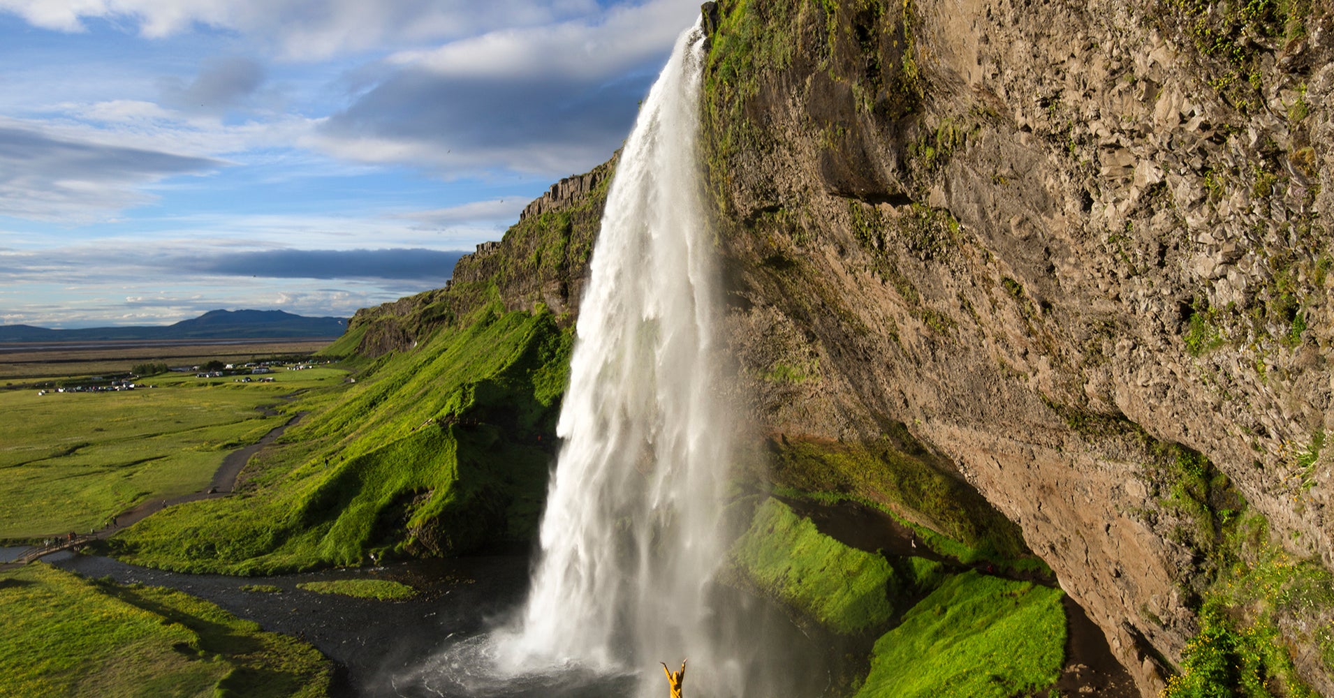 why-you-shouldn-t-visit-iceland-during-the-summer-huffpost-life