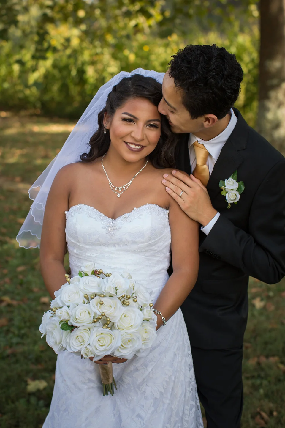24 Real Wedding Photos That Made It A September To Remember