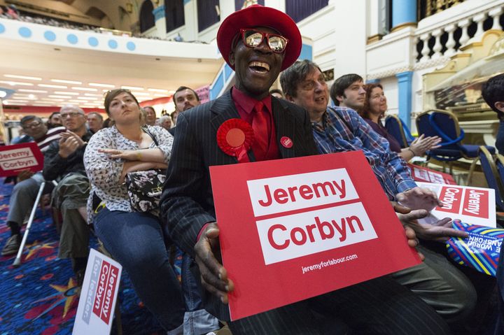 A Corbyn supporter vividly displaying his colours.