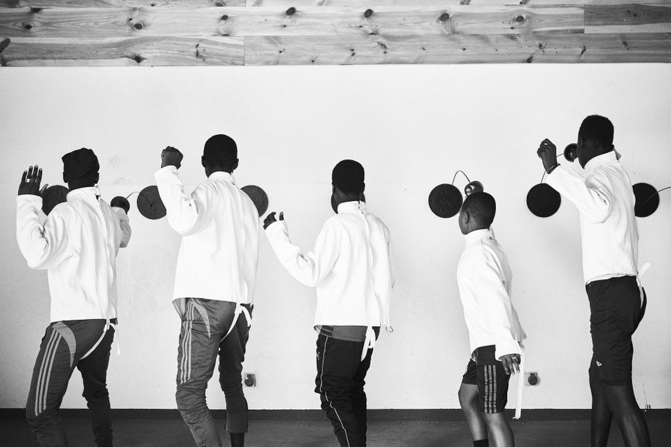 Supported by OSIWA, organisation 'Pour un sourire d'enfant' has implemented the sport of fencing as a form of restorative jus