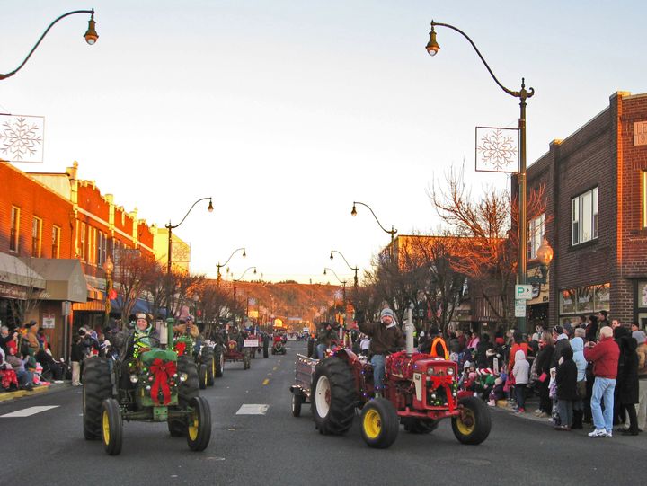 Sumner's Santa Parade is a tractor-heavy event right through the heart of downtown Sumner