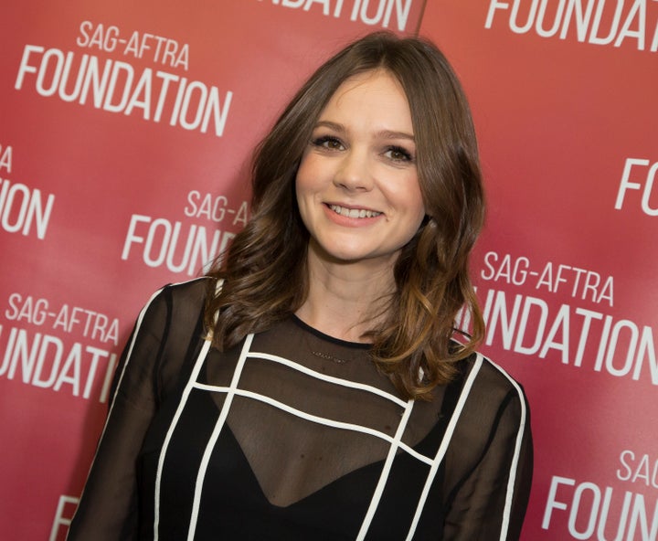 <strong>Actress Carey Mulligan has said the UK's response to the migrant crisis made her ashamed to be British</strong>
