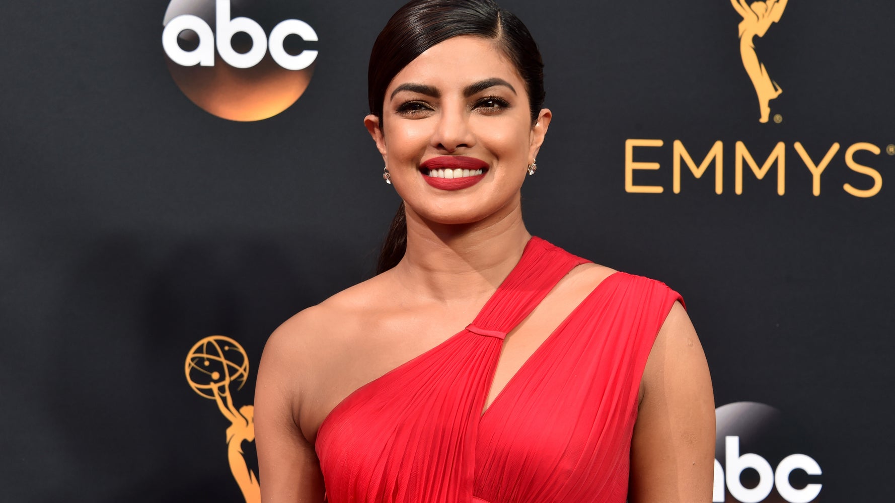 Here’s What Your Favorite TV Stars Are Binge-Watching | HuffPost