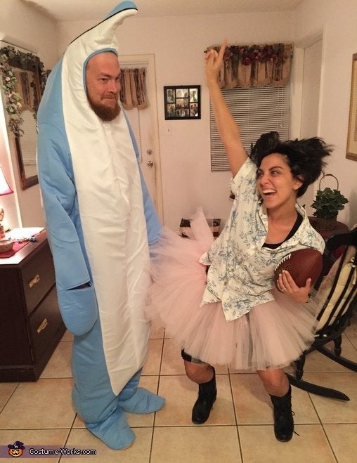 24 Couples Halloween Costumes That Are Anything But Cheesy HuffPost
