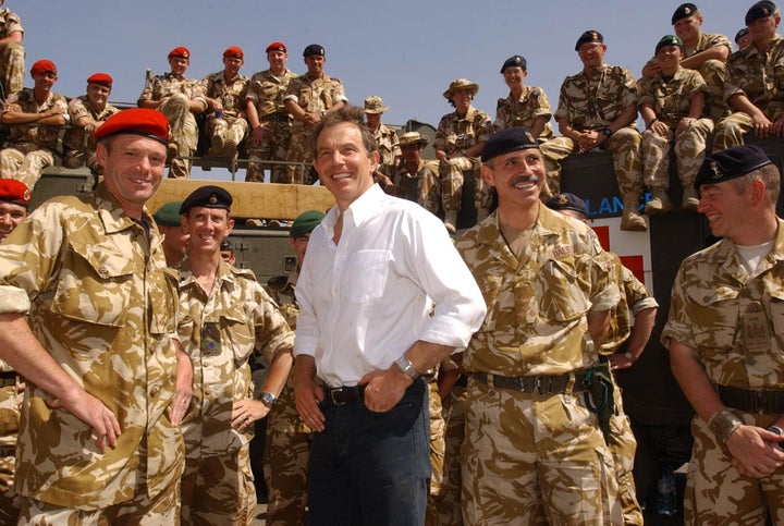 <strong>Blair meeting troops in Iraq in 2003</strong>