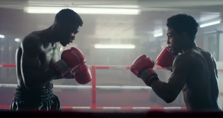 <strong>boxers fighting... </strong>