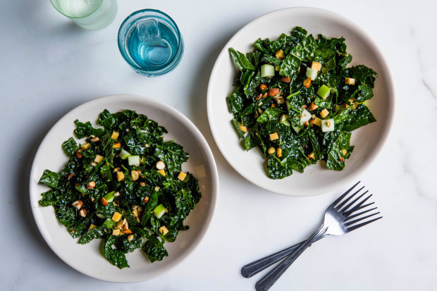 A Kale Salad For Everyone Who S Skeptical About Kale Salads HuffPost   57e944ec1a000030005b4c13 