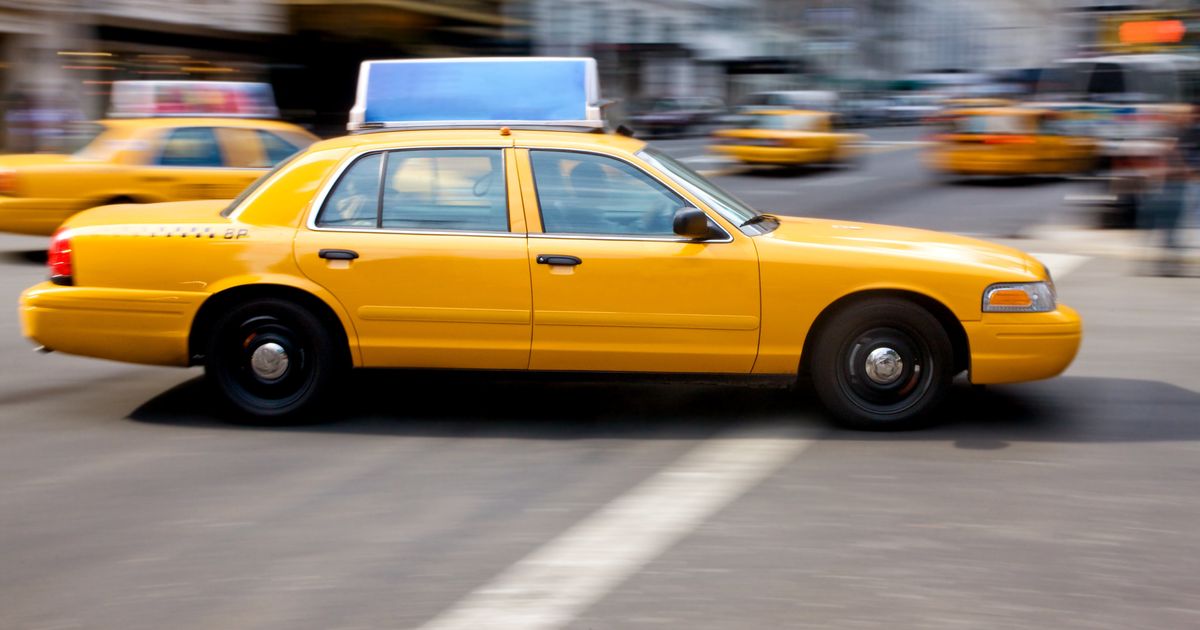 Негритянка такси. Желтое такси. Новое желтое такси. Фото такси машин. Такси 90.