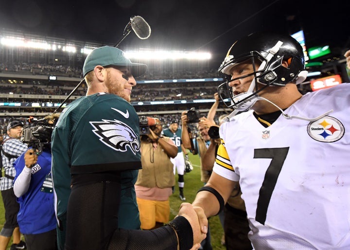 Carson Wentz outdueled Ben Roethlisberger in an impressive 34-3 Eagles victory Sunday.