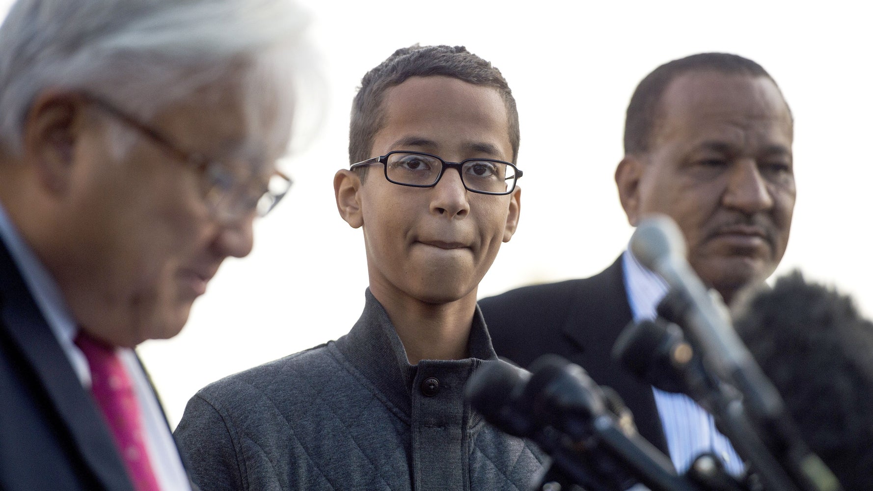 Clock Kid Ahmed Mohamed Files Defamation Suit Against Conservative