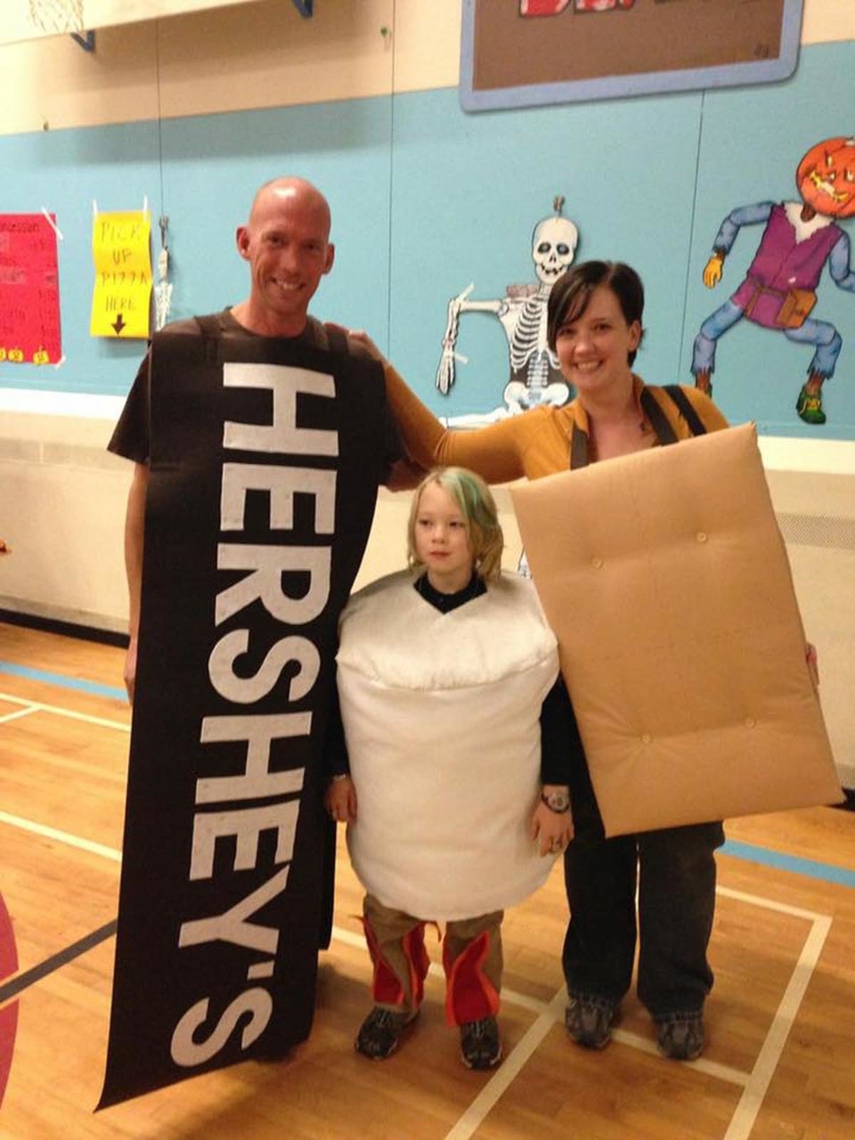 59 Family Halloween Costumes That Are Clever, Cool And Extra Cute ...