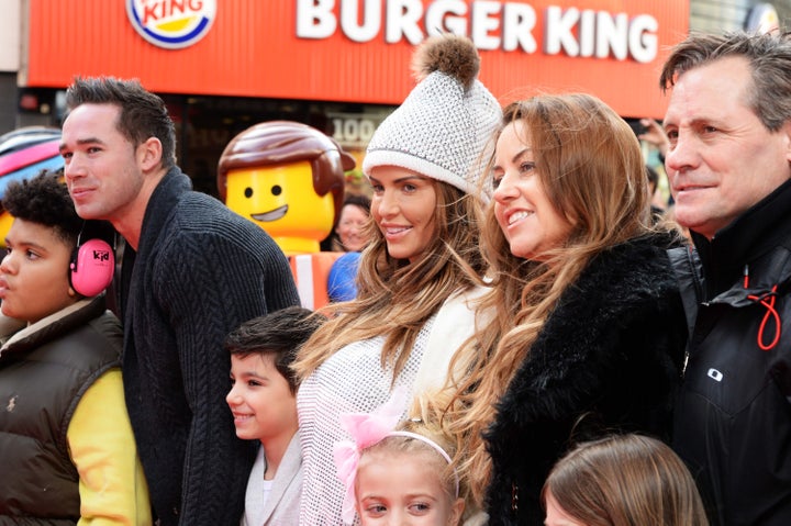 Jane Pountney (R) with Katie and Kieran (L) in 2014.