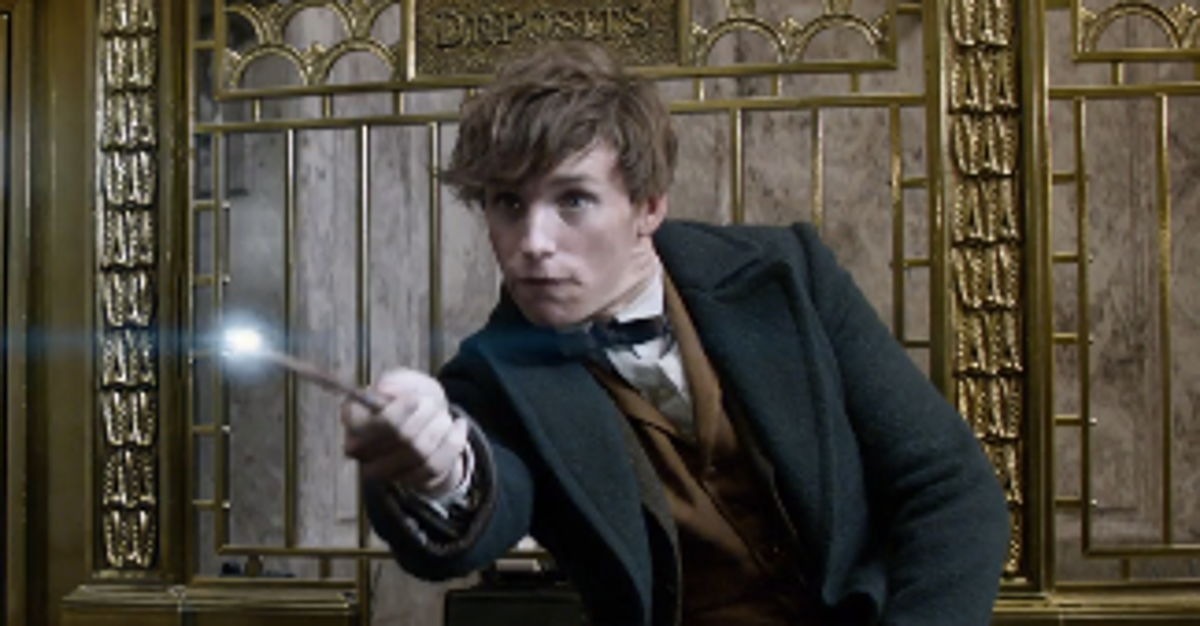 Its No-Majs vs. Wizards In Final Fantastic Beasts And Where To Find Them Trailer | HuffPost Entertainment Its No-Majs vs.... 