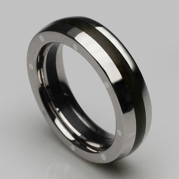 <strong>Stephen Einhorn Geo Elipse Slim ring, made from 2000 year old Thames Wood and titanium</strong>