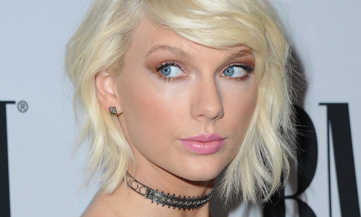 Singer Taylor Swift attends the 64th Annual BMI Pop Awards at the Beverly Wilshire Four Seasons Hotel on May 10, 2016 in Beve