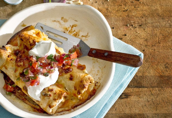 If there's one Mexican-style dish that has obsessed brunch fanatics, it's breakfast burritos. Taking those flavors and ingred