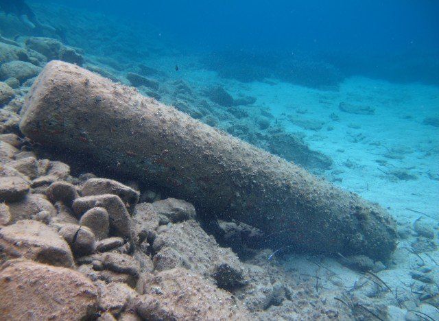 A column to the west of a bulwark found deep underwater.