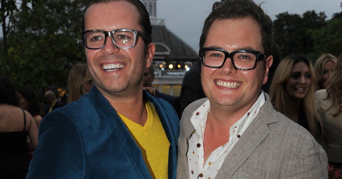 Alan Carr Engaged To Boyfriend Paul Drayton - And He Wants Adele To ...