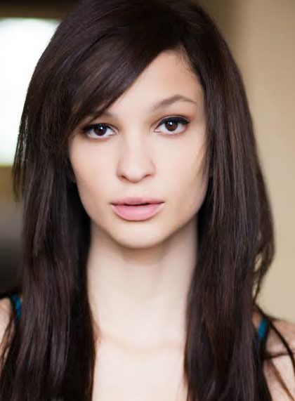 A Ruby In The Rough The World Welcomes Ruby Modine To Shameless