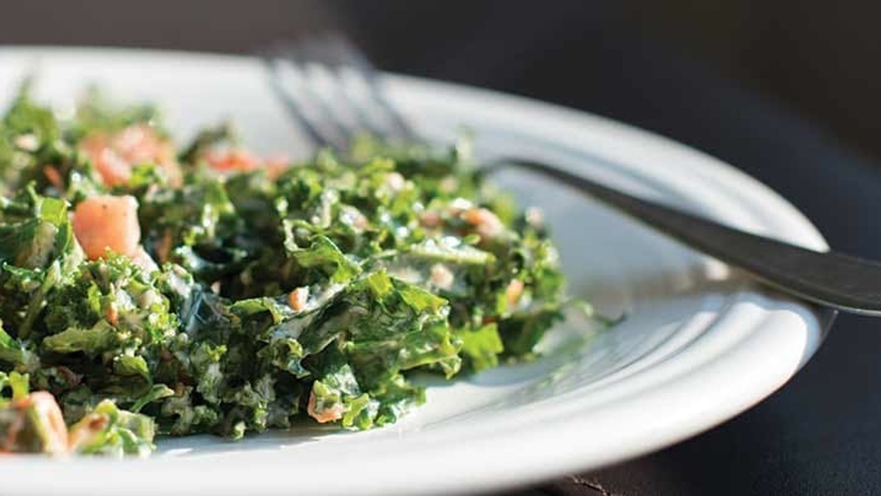 Lunch Hack: Use a Pizza Wheel To Chop Your Salad Directly in the Bowl